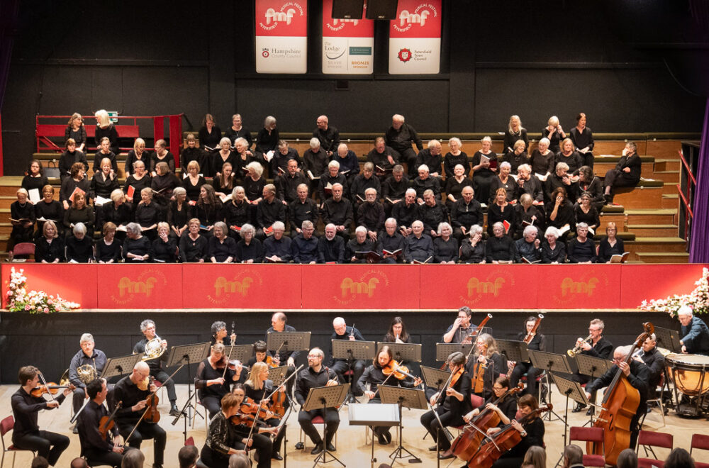 Vivaldi Gloria - Festival Chorus with Southern Pro Musica